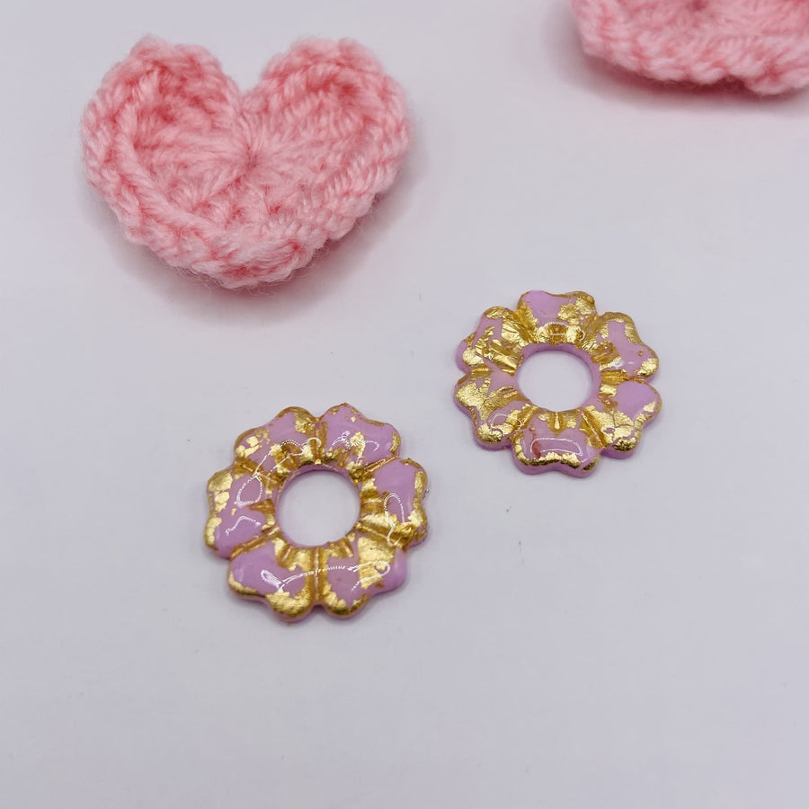 Pampilles FLEURS en pâte polymère et résine – Bijoux uniques à associer à nos créoles
